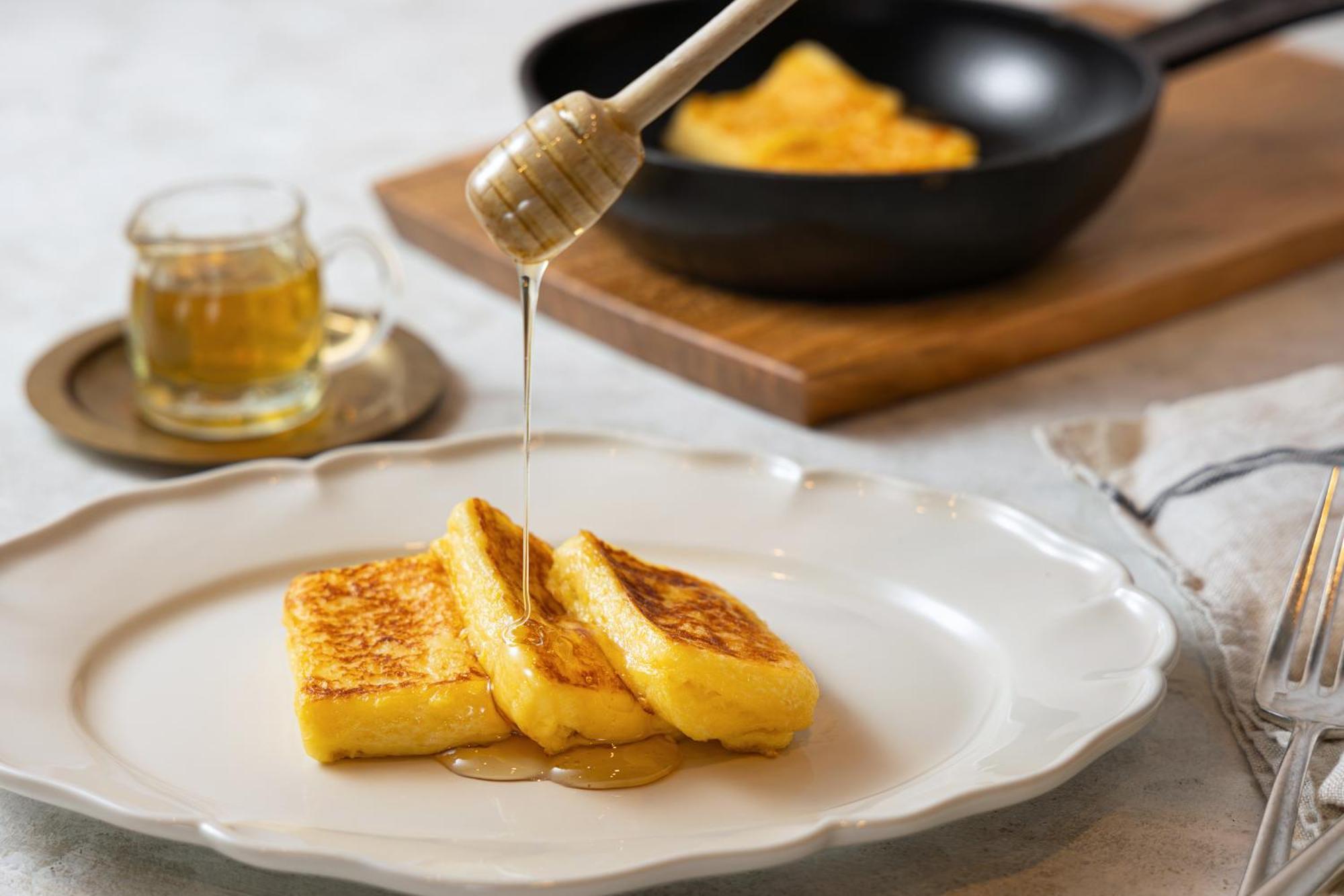 Hotel Okura Tokyo Bay Urayasu Zewnętrze zdjęcie French toast with honey